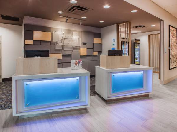 Holiday Inn Express & Suites Yorkville