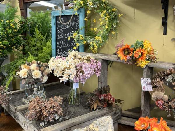 Mostly Roses Floral Boutique