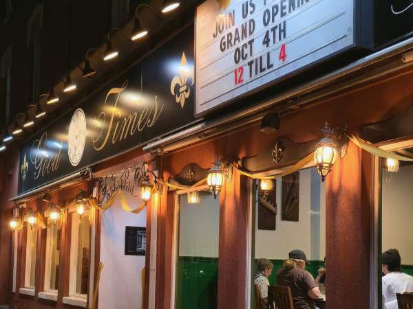 Good Times Neighbourhood Bar & Restaurant