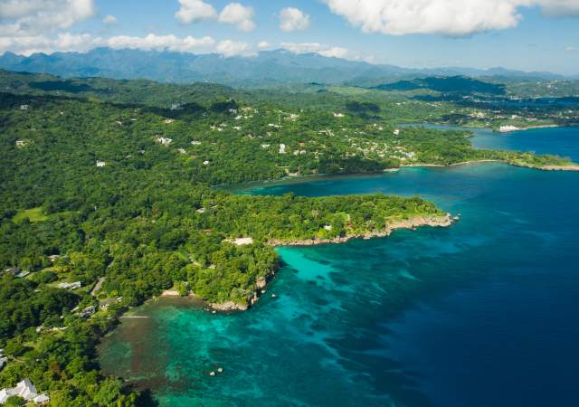 Khorii's Jamaica: A Poet's Guide to the Roads Less Travelled
