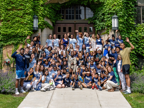 Dwayne Wade with Students