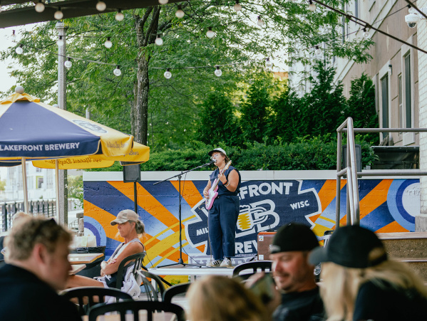 It’s Alive! Milwaukee Guide | Buskers, Pop-Up Shows and More