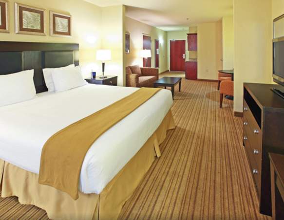 Holiday Inn Express & Suites Shreveport - West