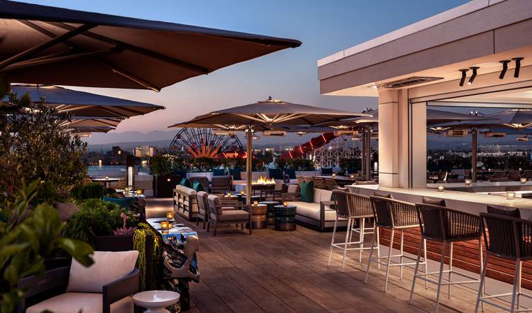 RISE Rooftop at The Westin Anaheim Resort