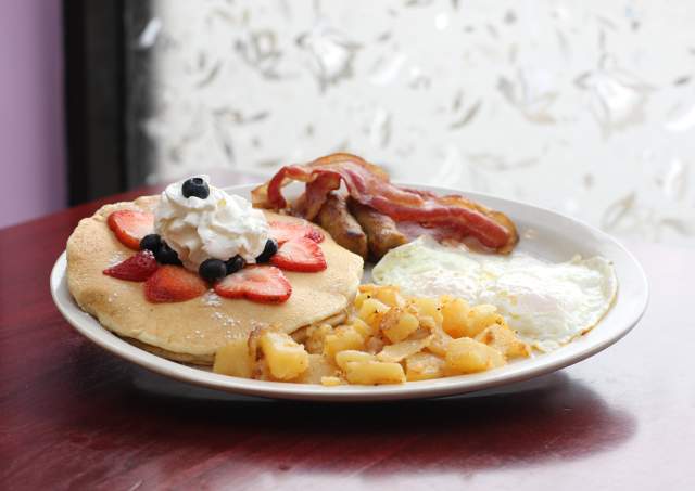 Savor the Best Breakfast in Williamsburg