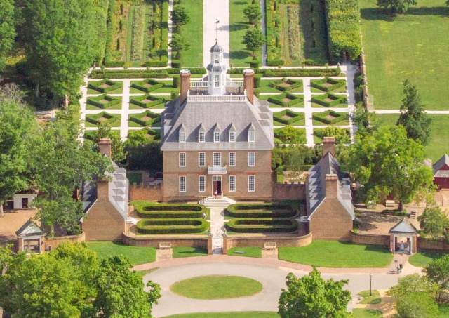 A Guide to Colonial Williamsburg