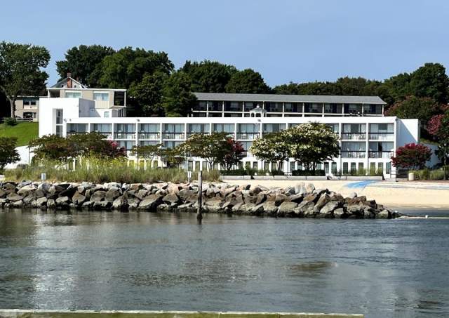 Best Places to Stay in Yorktown, VA