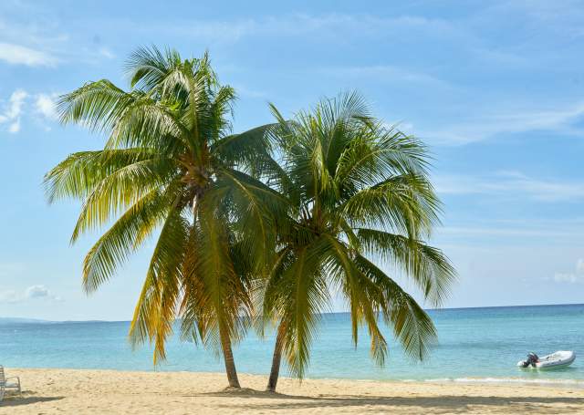 039_JTB_Luxury_Docuseries_OchoRios_JamaicaInn_Beach