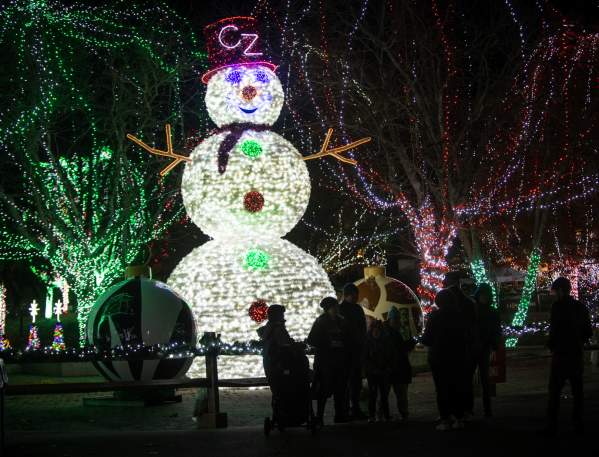 Giant illuminated snowman at Wildlights at the Columbus Zoo