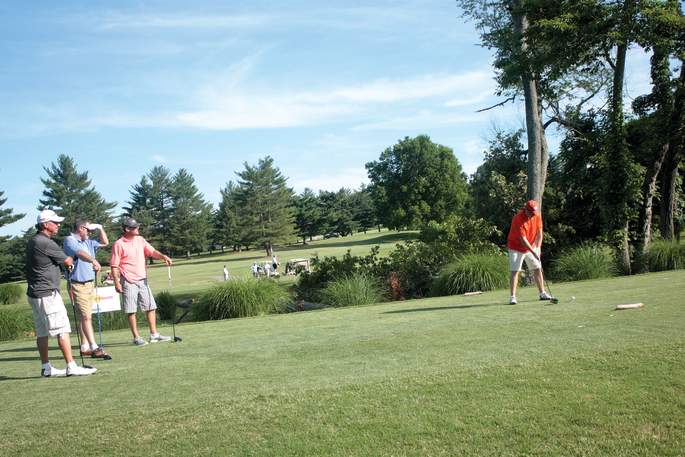 Swan Lake Golf Course - Clarksville TN
