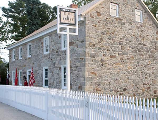Dills Tavern
