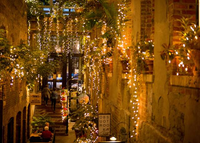 10 Things to Do in December in Omaha