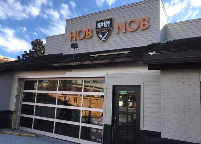 HOBNOB Neighborhood Tavern