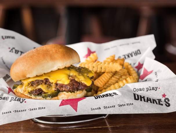 Drakes-Burger-and-Fries