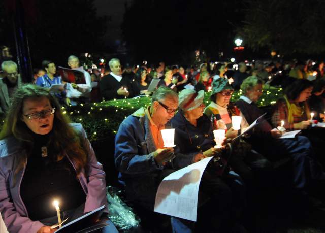 Caroling in Jackson Square