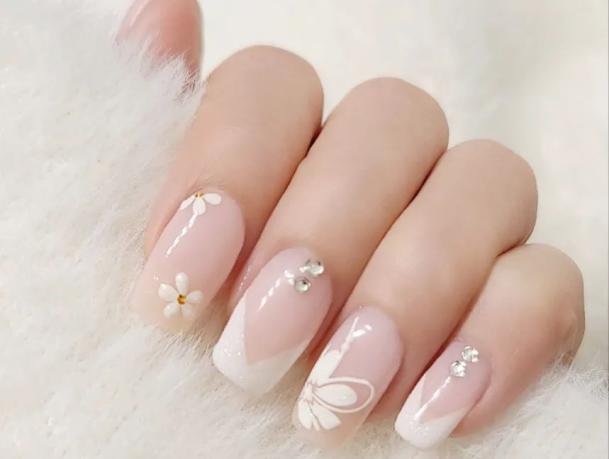 Lake Street Nail Bar