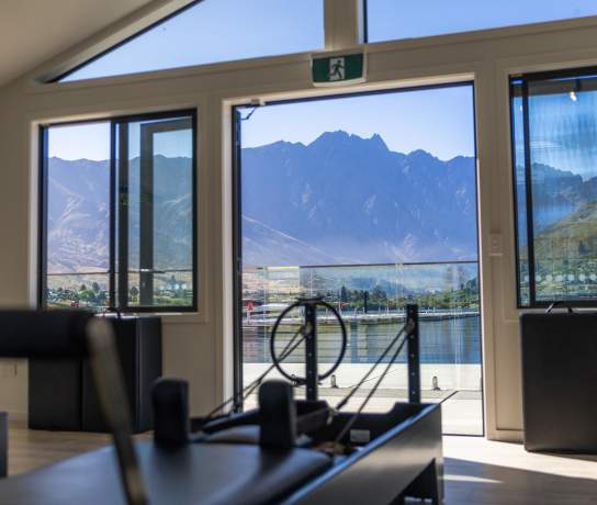 Hustle & Flow Reformer Pilates Queenstown Marina in summer