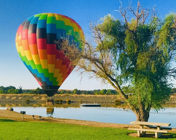 9 Big Balloon in flight.