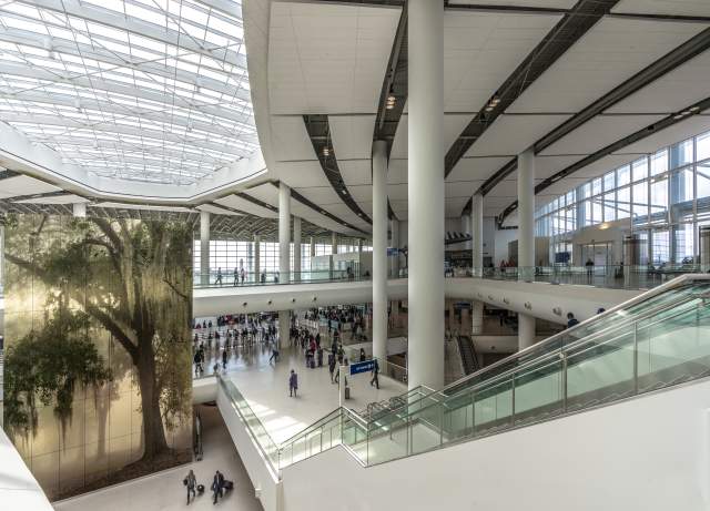 Louis Armstrong International Airport (MSY) - New Orleans