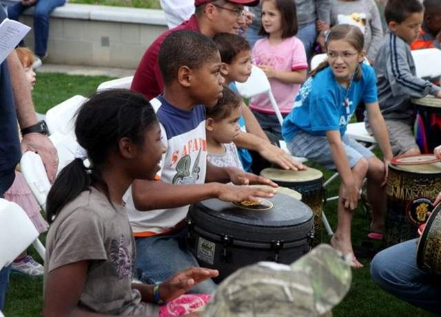 Come-See-Me: Musical Mania