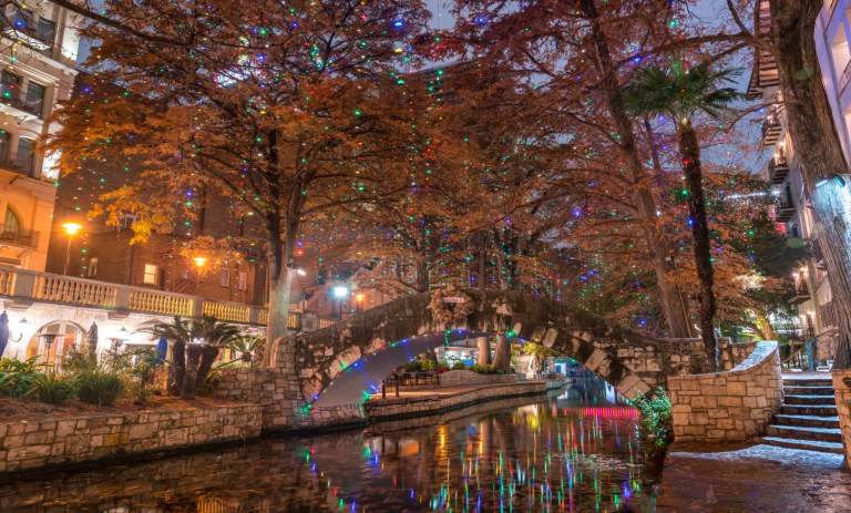 Best Places in San Antonio to See Holiday Lights