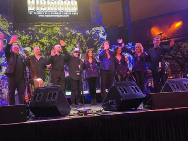 Real Diamond "Neil Diamond Tribute"