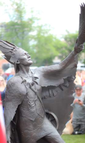 Statue of Chief Charlie swkn̓cut