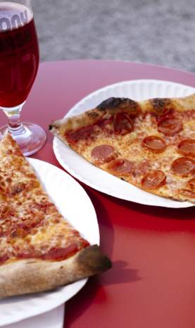 Zee's Pizzeria