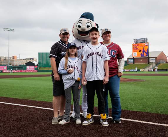 Kansas City Monarchs vs. Winnipeg Goldeyes