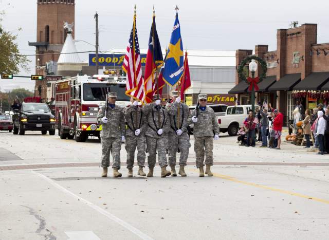 Grapevine Veterans Day Parade & Fair