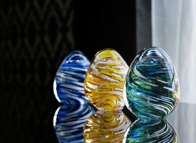 Make Glass Easter Eggs at Vetro Glassblowing Studio!