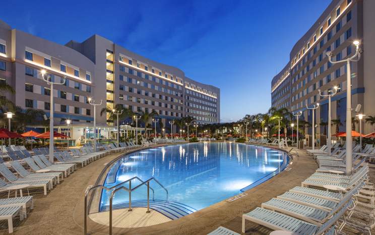 Universal's Endless Summer Resort - Surfside Inn and Suites pool at night