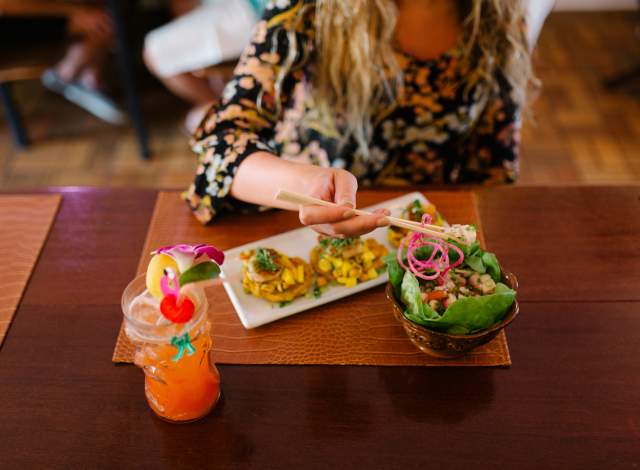 Trendy Carolina Beach Restaurants Seafood Cafes Donuts