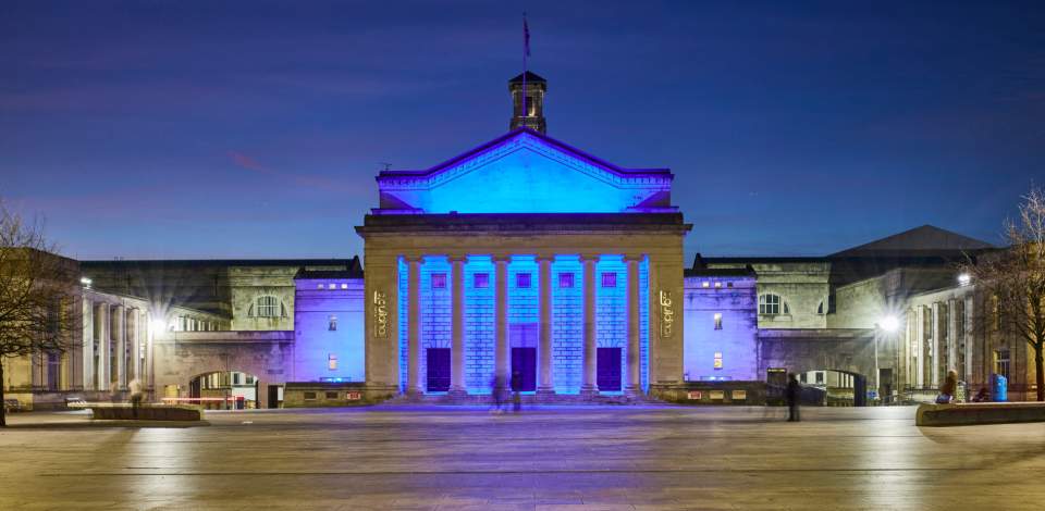 O2 Guildhall Lit up at night time