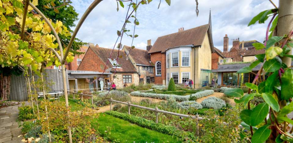 Outdoor grounds for Tudor House and Garden