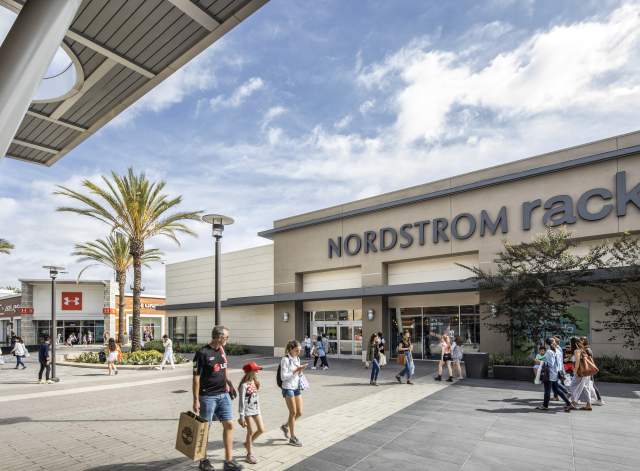 OUTLET SHOPPING LOS ANGELES where is the best - Travel Groove