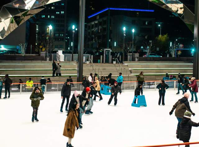 How to Skate at Bicentennial Unity Plaza
