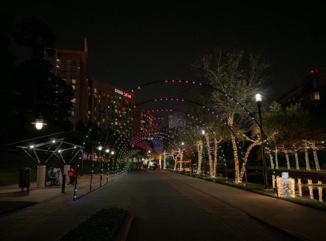 Holiday on The Waterway Promotion