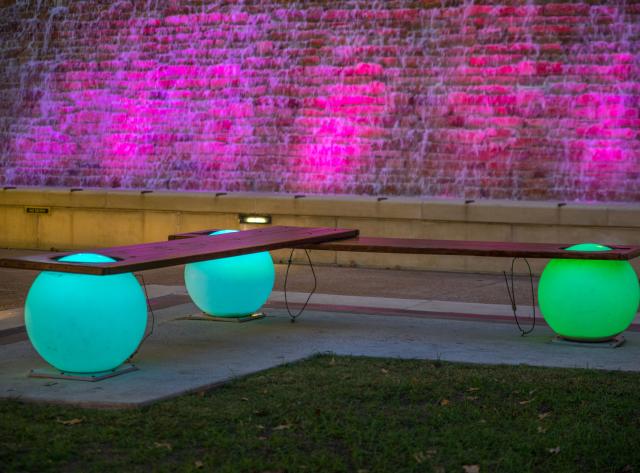 Light Balls Bench