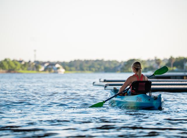 Kayaking Lake Woodlands