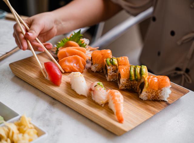 Uni Sushi