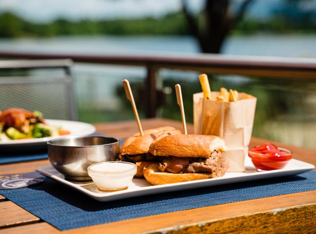 Del Frisco's Grille, waterfront dining