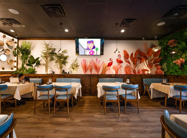 Dining Room at Mimi Garden