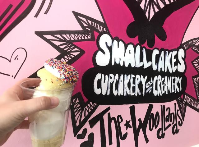 Smallcakes Cupcakery