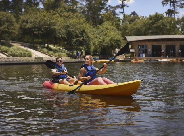 Kayaking along The Woodlands Waterway
