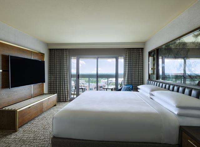 The Woodlands Waterway Marriott King Suite Guest Room