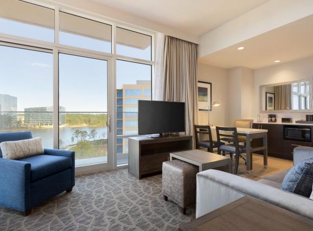 Embassy Suites The Woodlands at Hughes Landing