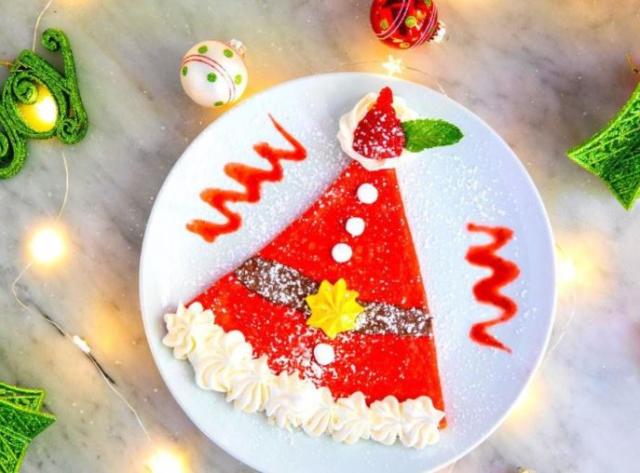 The Santa Crepe