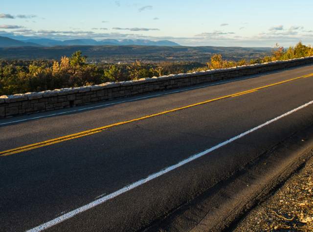 A picture of the road on the Shawangunk Mountains Scenic Byway in the Catskills