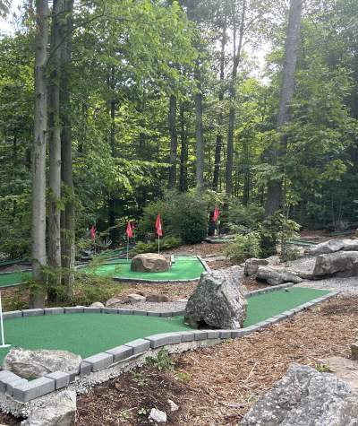 Hemlock Hideaway Mini Golf